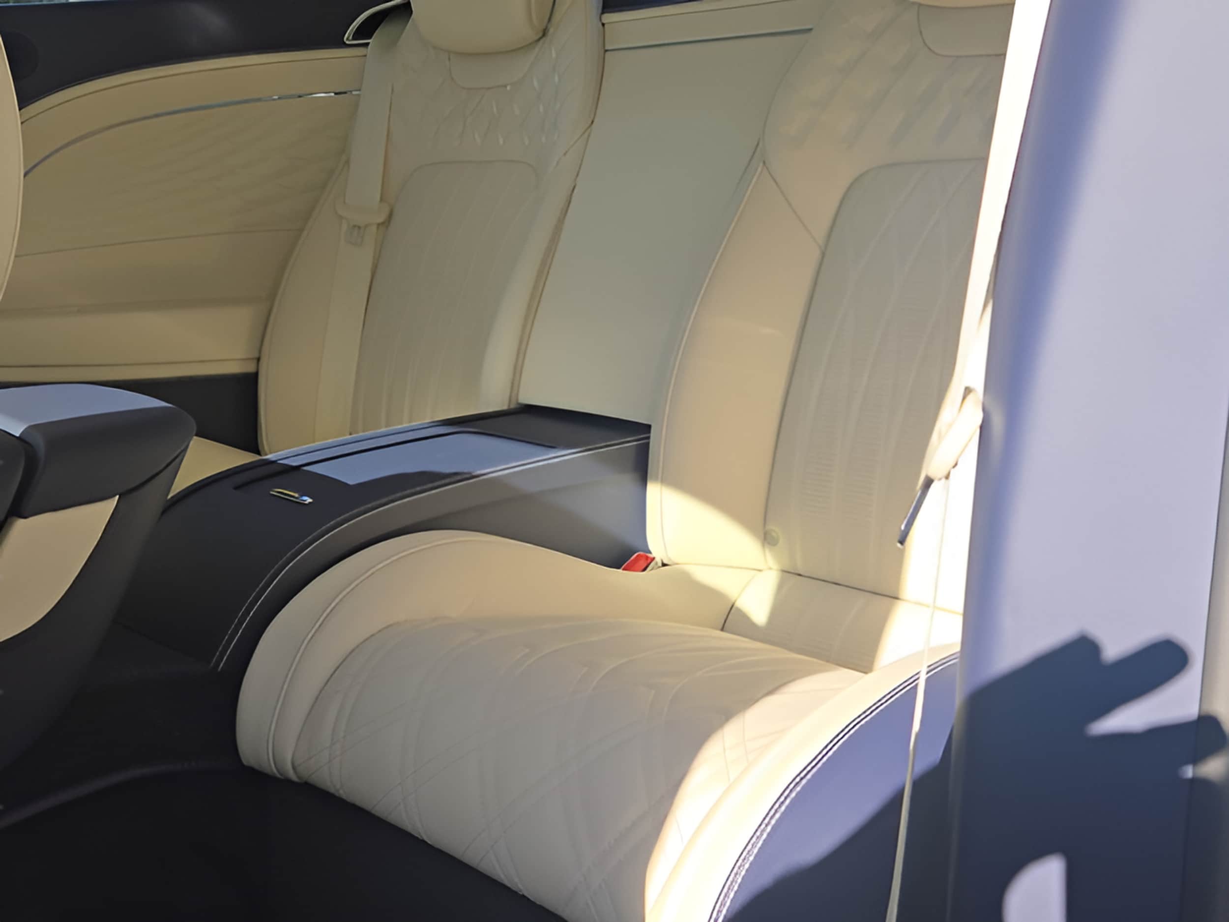 2026 Bentley Continental GT Azure - Photo 23