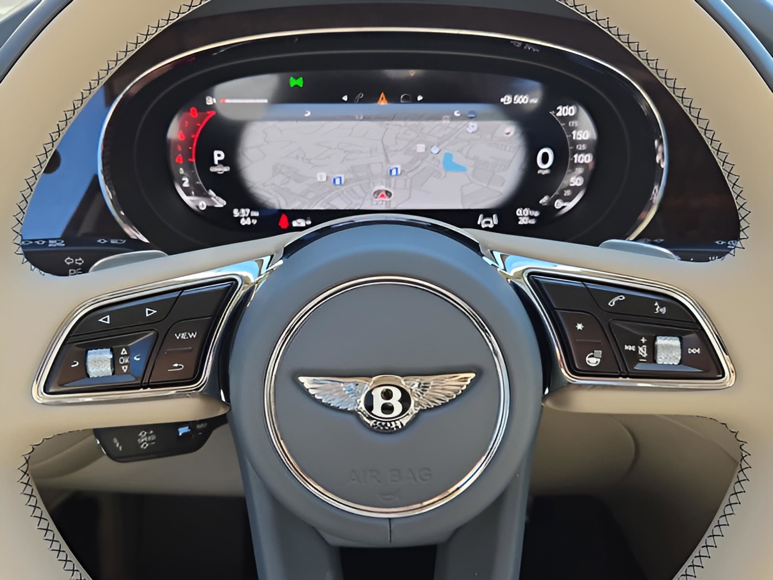 2025 Bentley Bentayga Azure - Photo 50