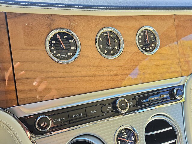 2026 Bentley Continental GT Azure - Photo 33