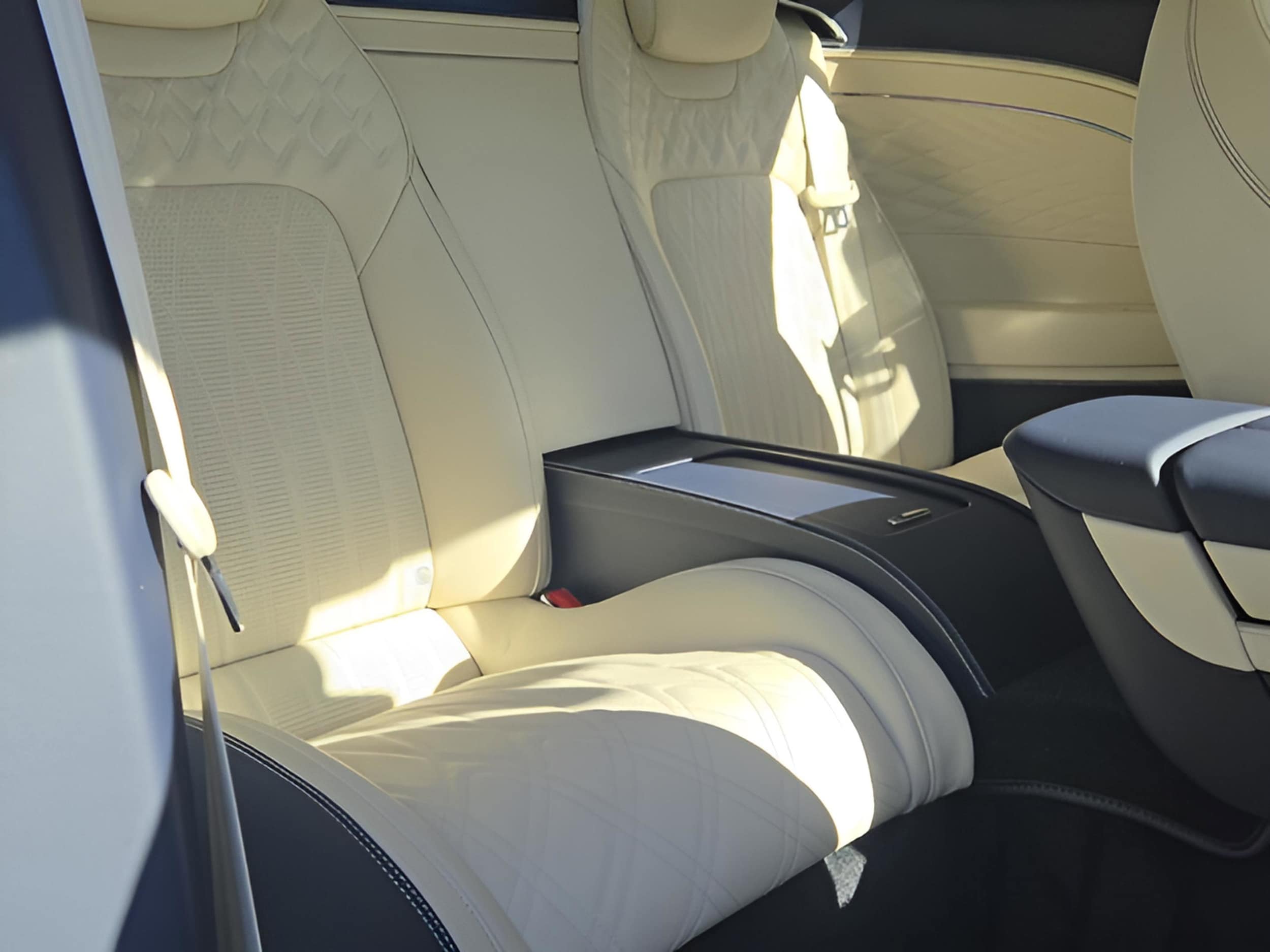 2026 Bentley Continental GT Azure - Photo 28