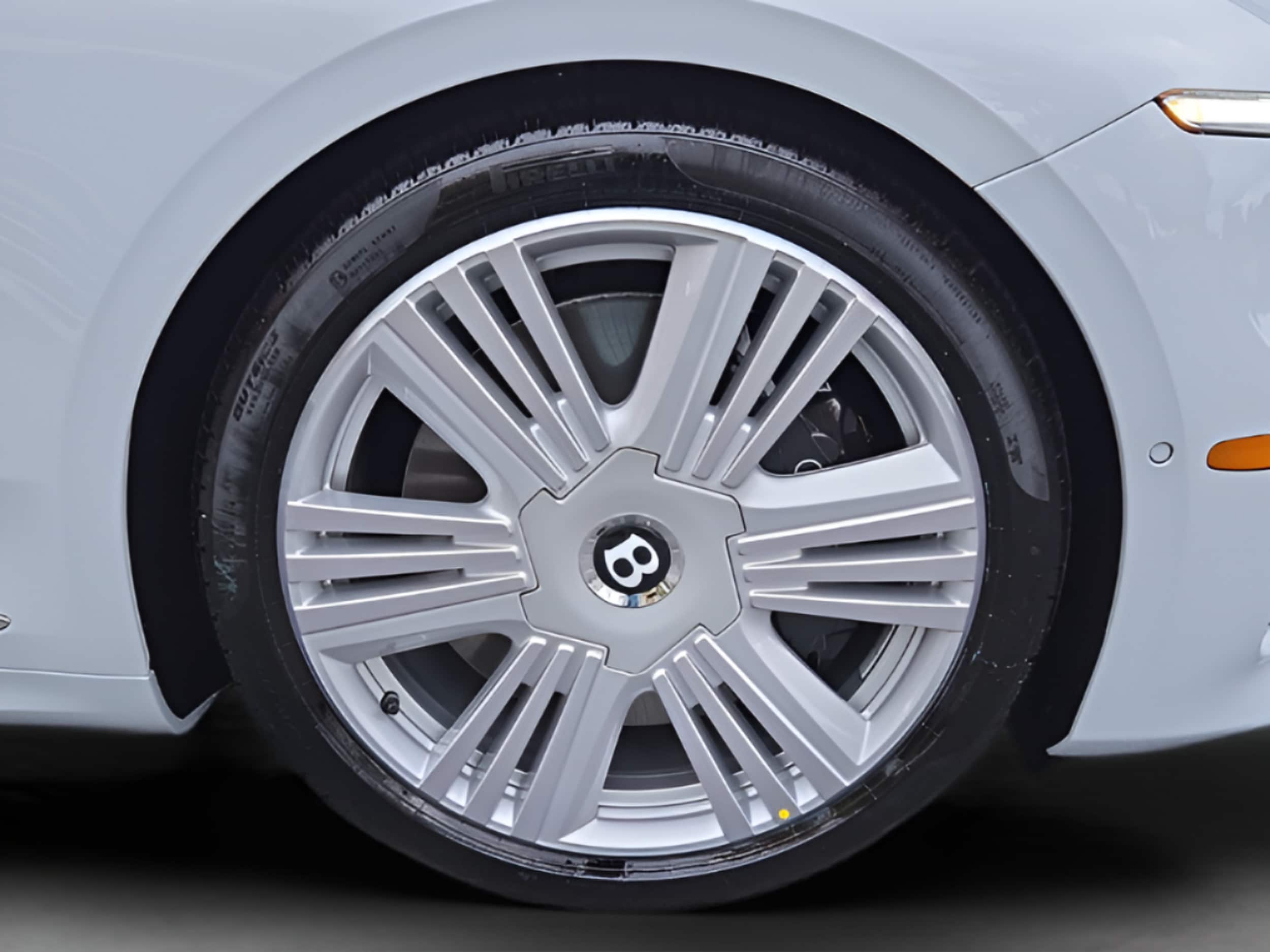 2026 Bentley Continental GT Azure - Photo 19