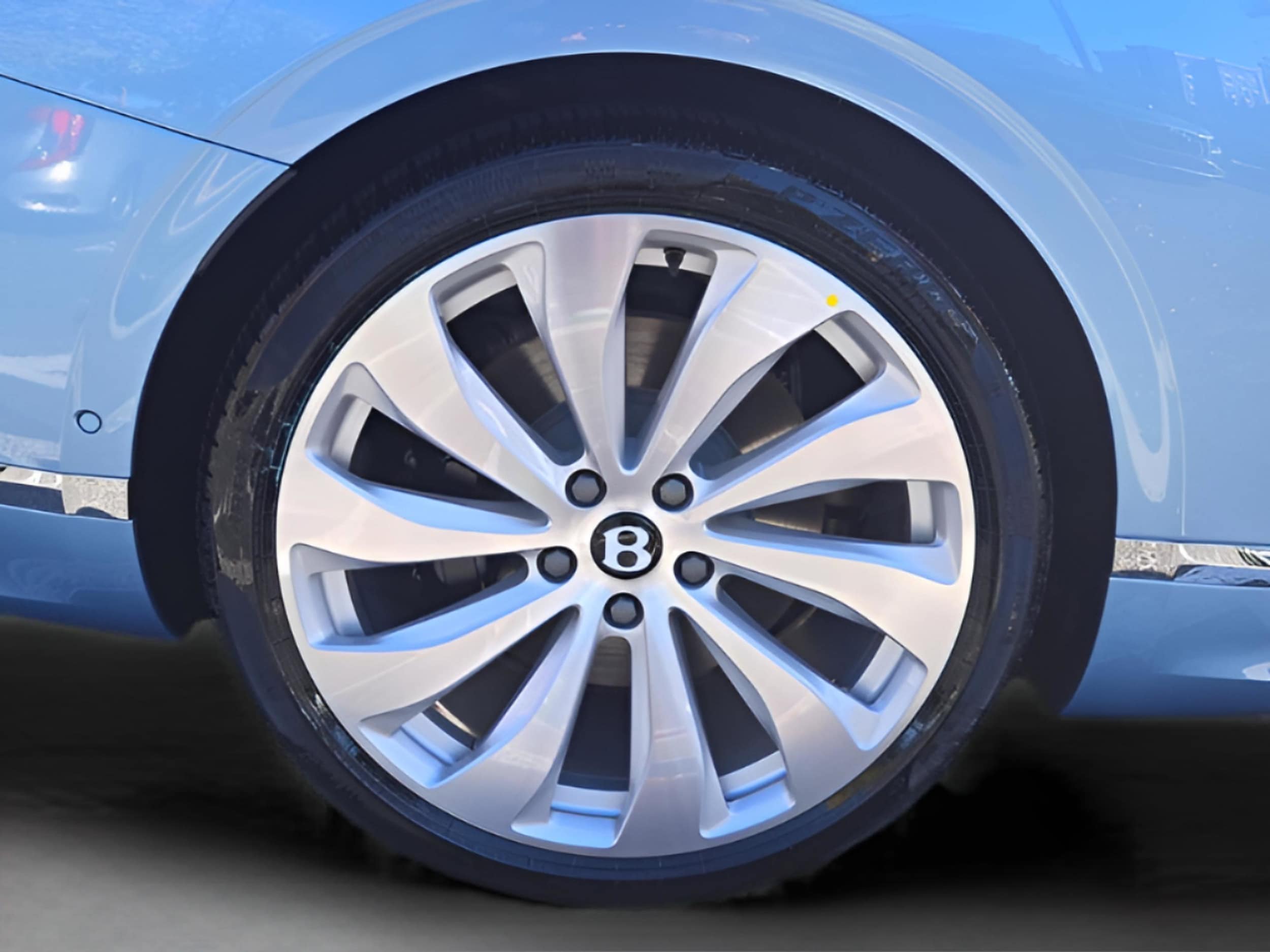 2026 Bentley Continental GT Azure - Photo 18