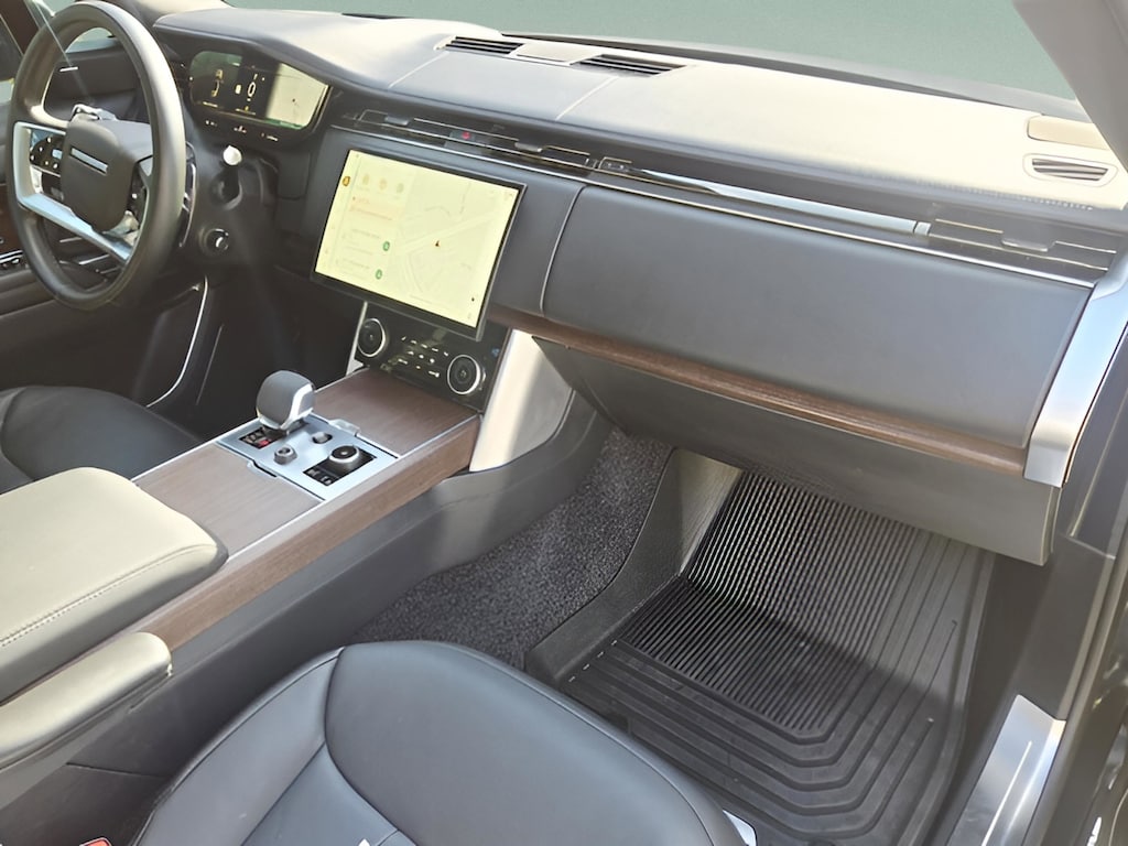 Used 2023 Land Rover Range Rover P530 SE Sport Utility