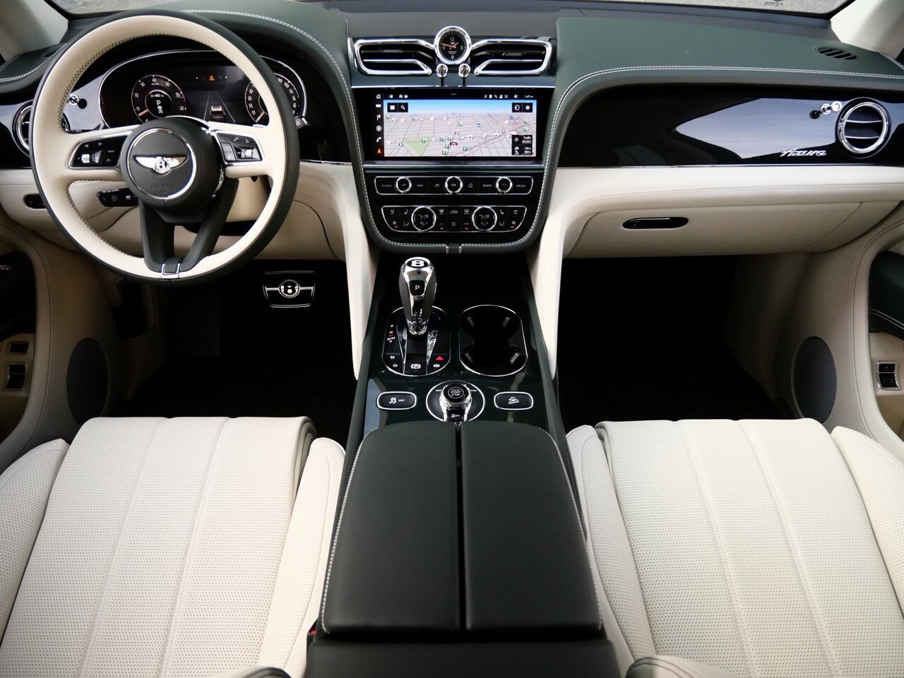 2024 Bentley Bentayga EWB photo 4