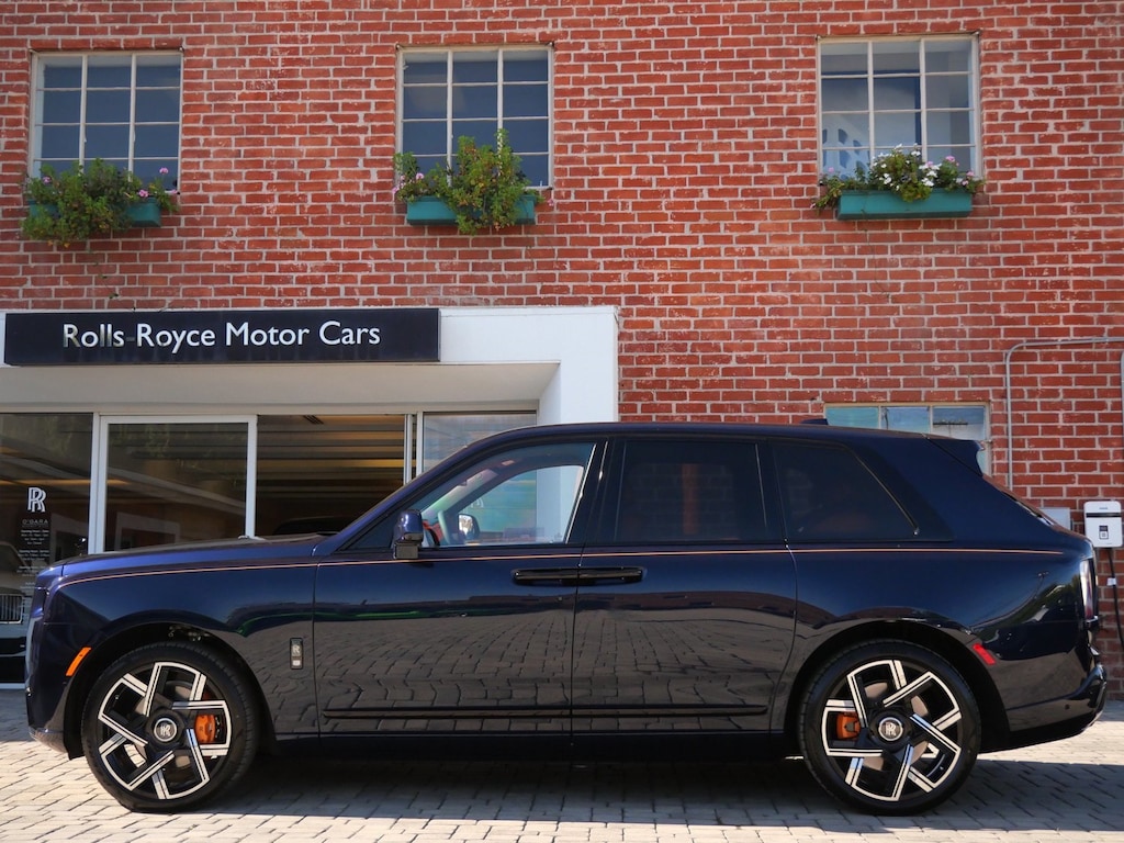 New 2026 Rolls-Royce Black Badge Cullinan