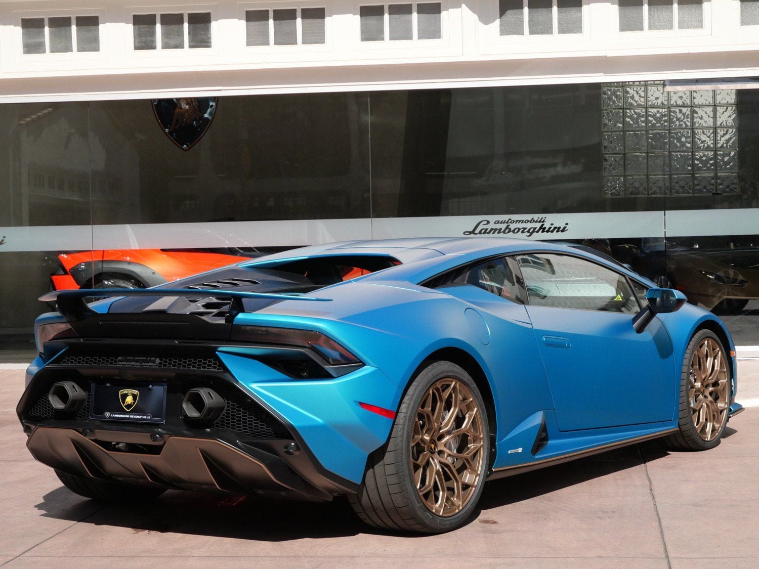 2024 Lamborghini Huracan Tecnica photo 2