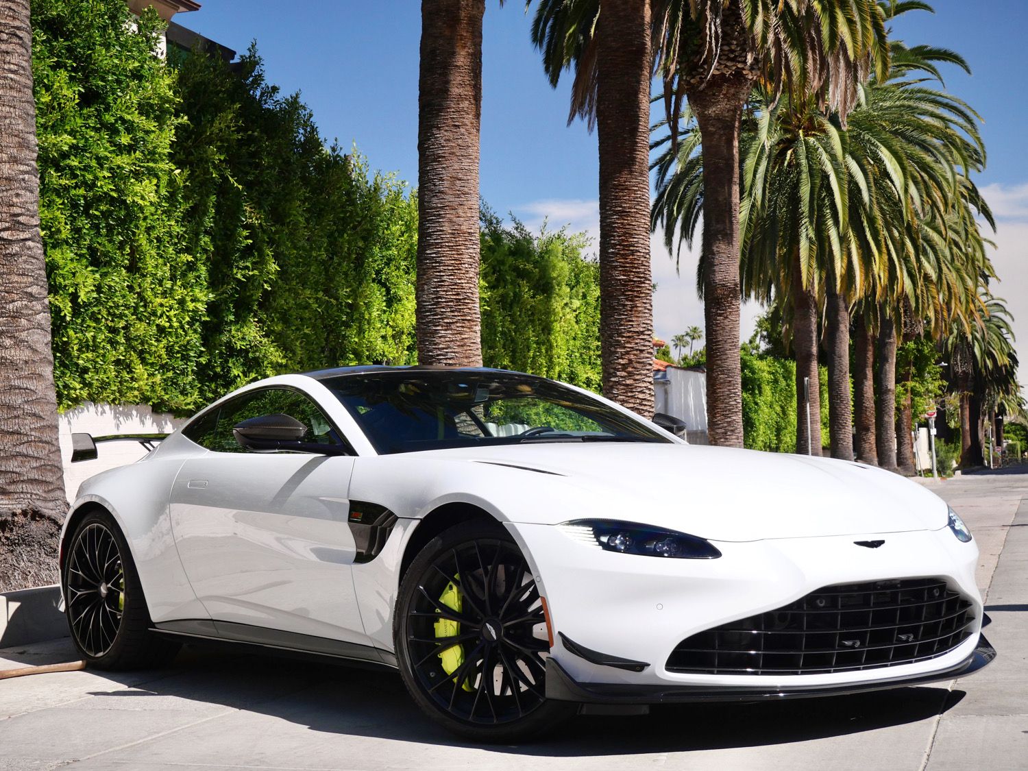 2023 Aston Martin Vantage F1 Edition photo 1