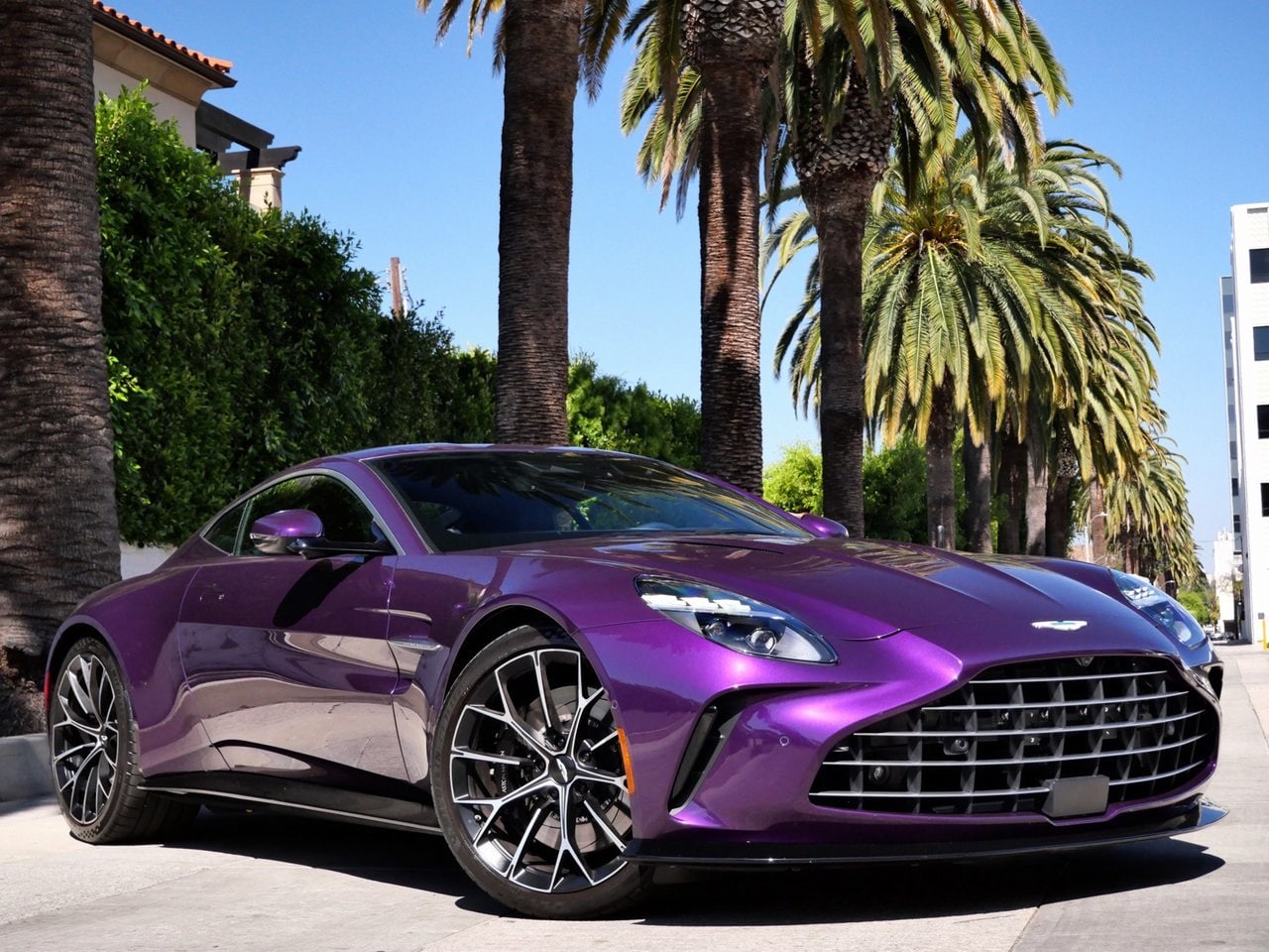 2025 Aston Martin Vantage