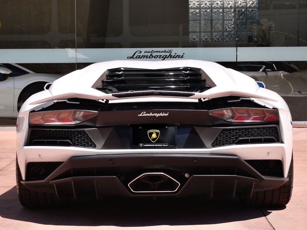 Used 2018 Lamborghini Aventador S Coupe