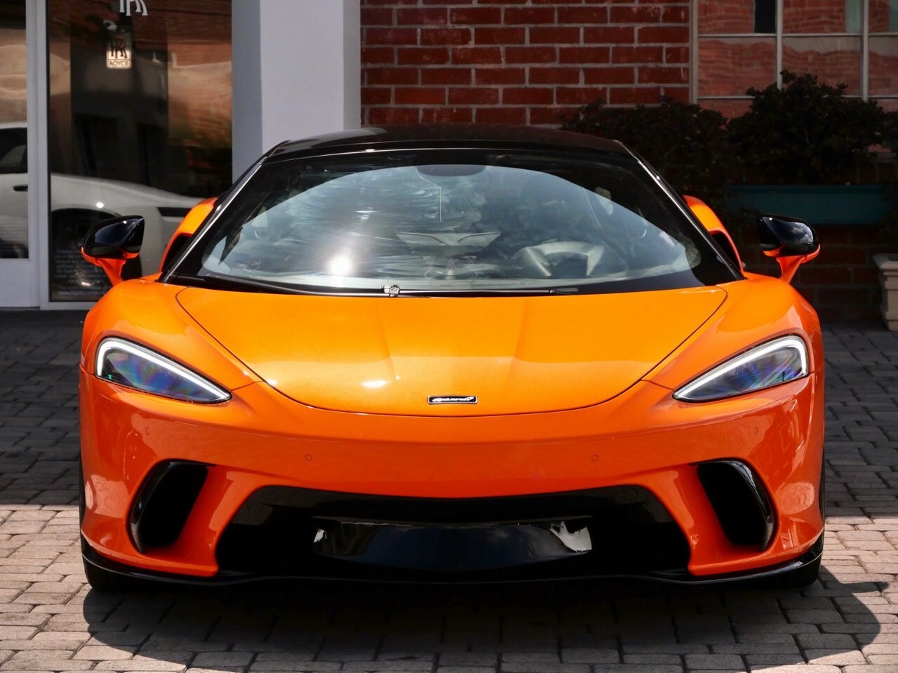 2025 Mclaren GTS photo 2