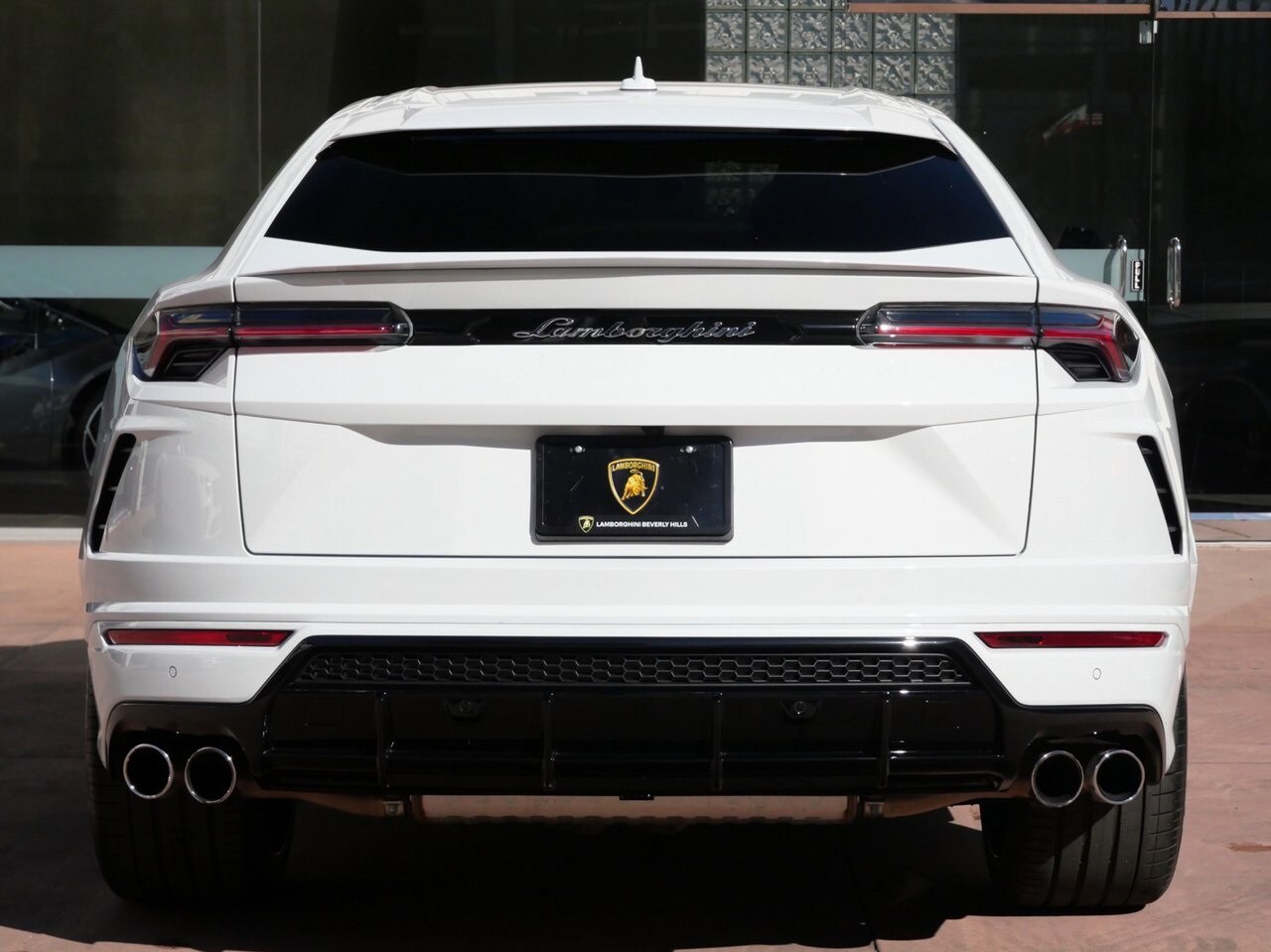 2022 Lamborghini Urus photo 4