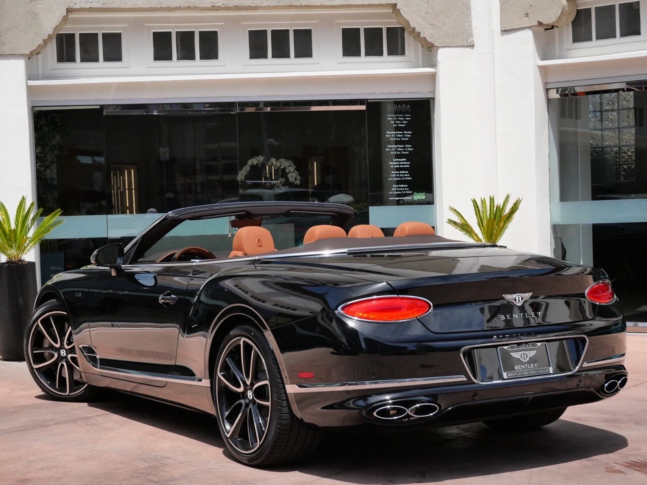 2024 Bentley Continental GTC photo 3