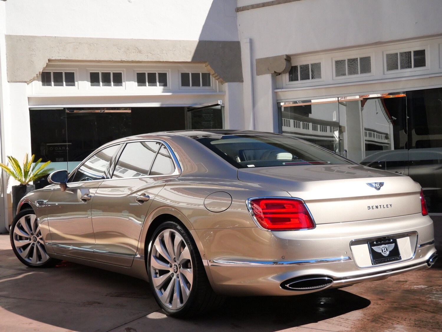 2026 Bentley Flying Spur photo 3