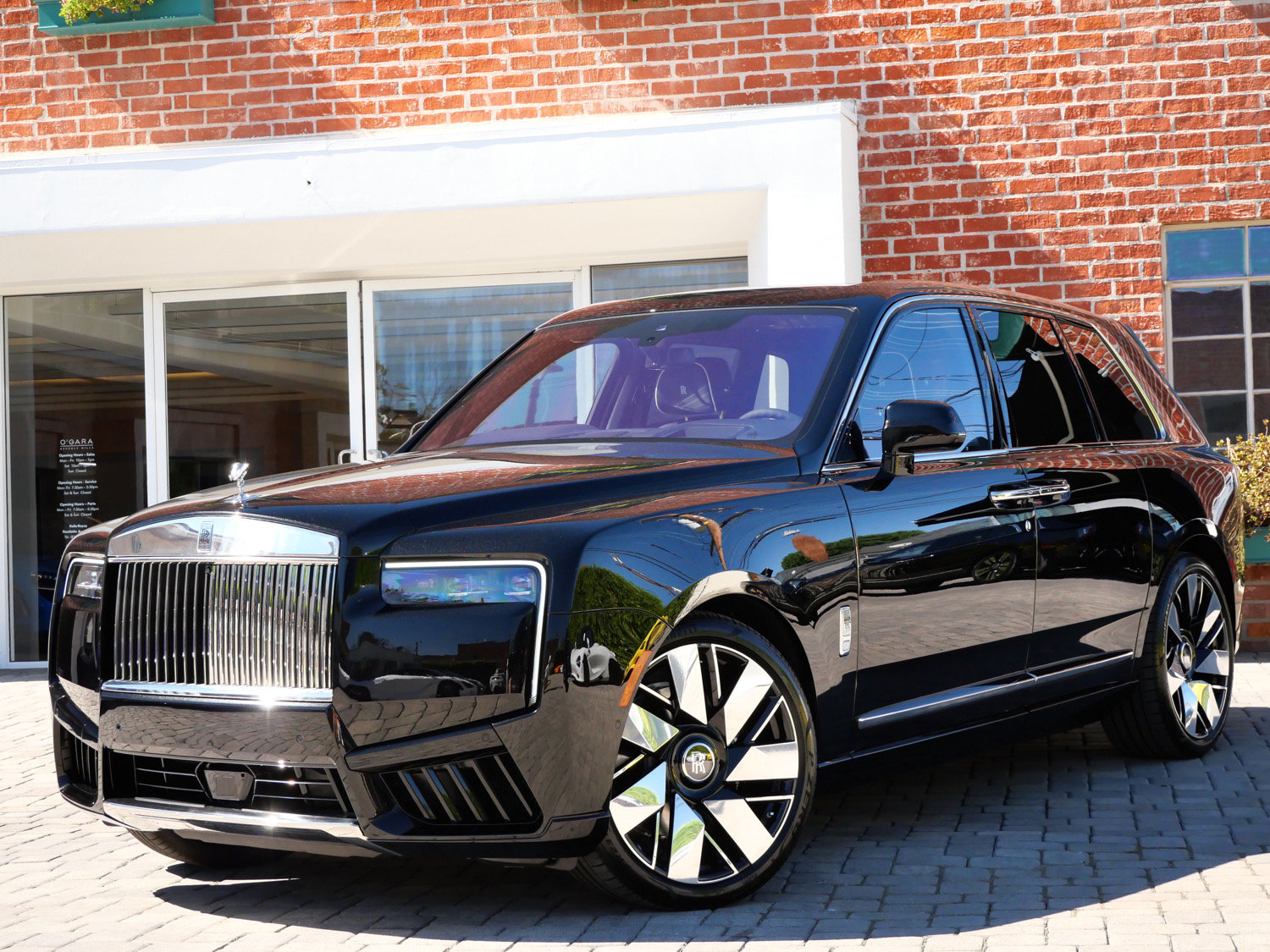 2027 Rolls-Royce Cullinan SUV