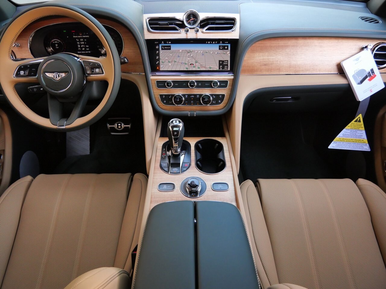 2025 Bentley Bentayga EWB Azure photo 4