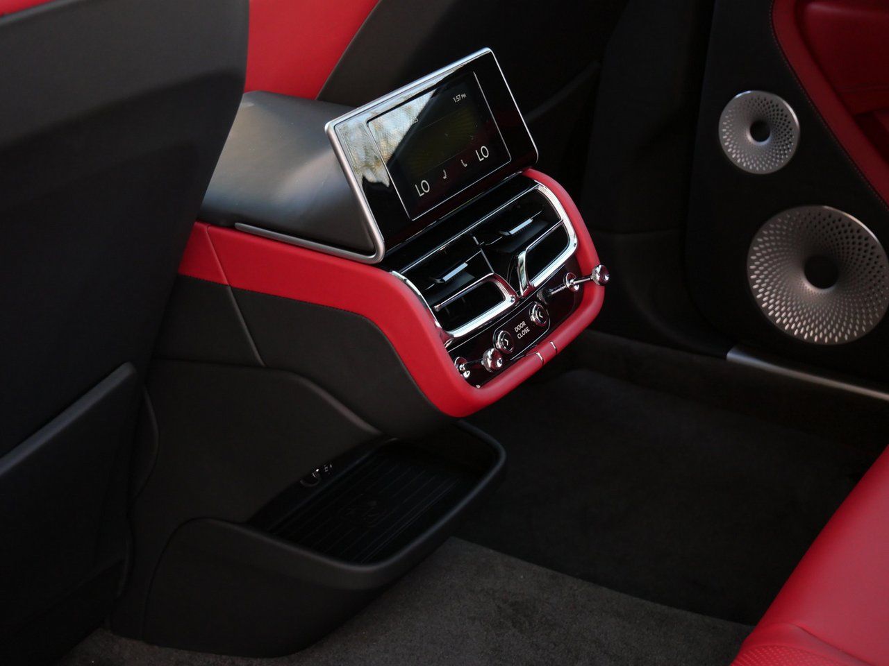 2025 Bentley Bentayga Mulliner - Photo 21