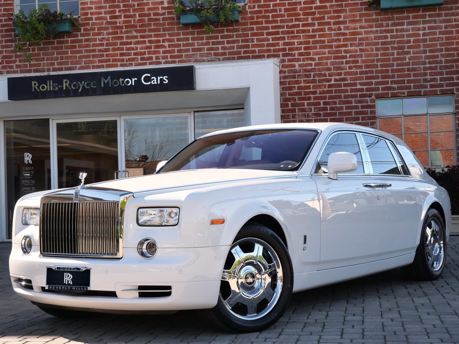 2009 Rolls-Royce Phantom Base