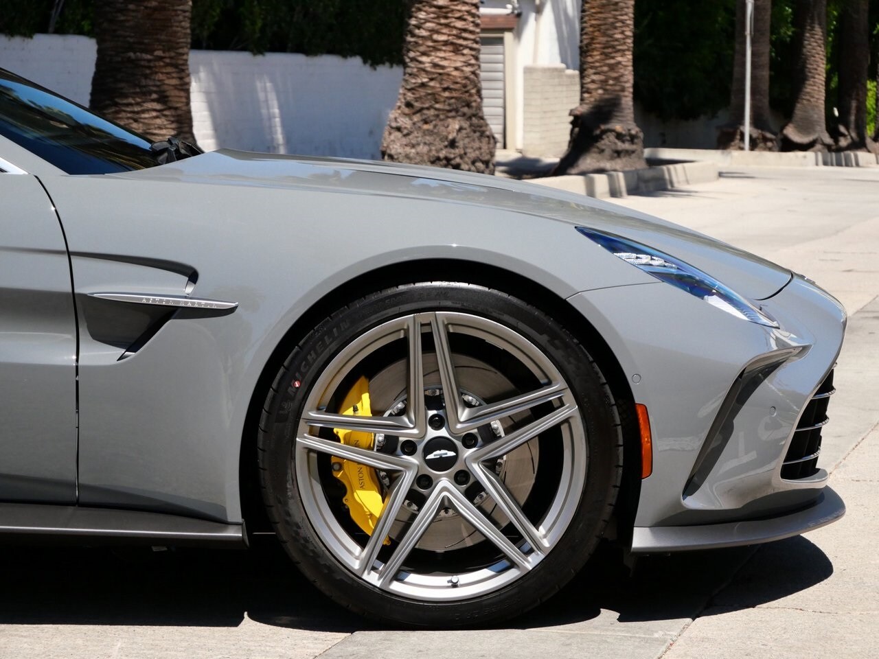 2026 Aston Martin Vantage AM6 photo 4