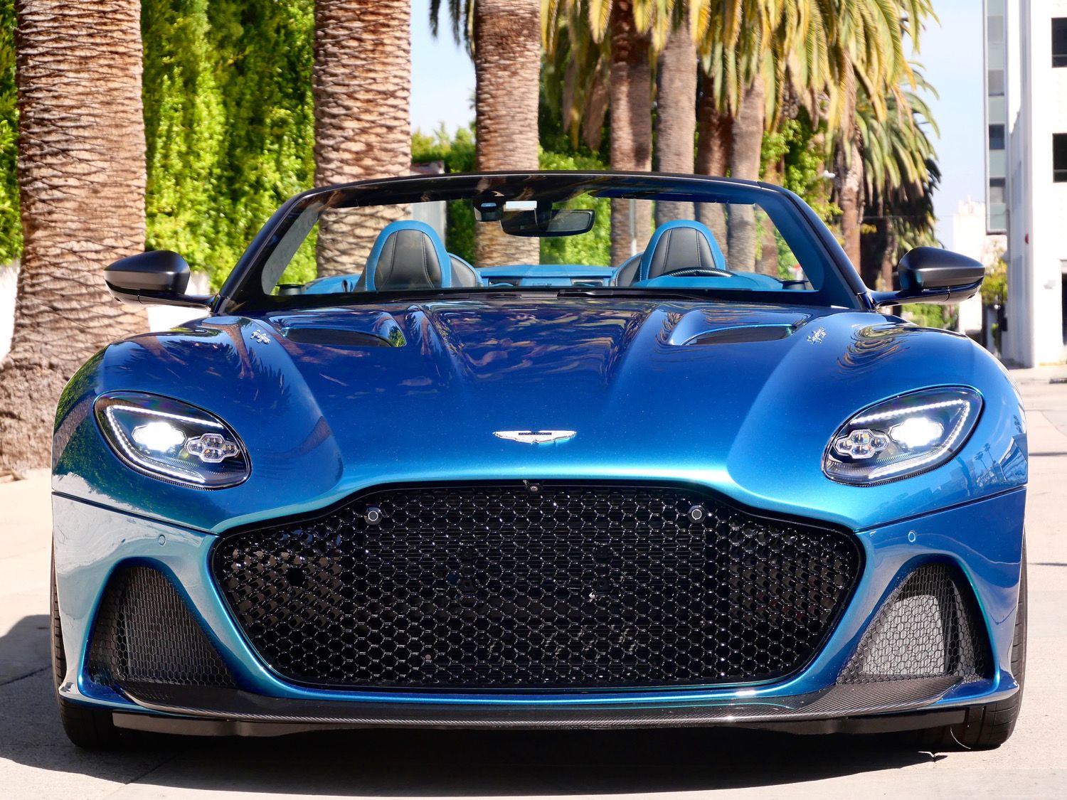 2020 Aston Martin DBS Superleggera photo 6