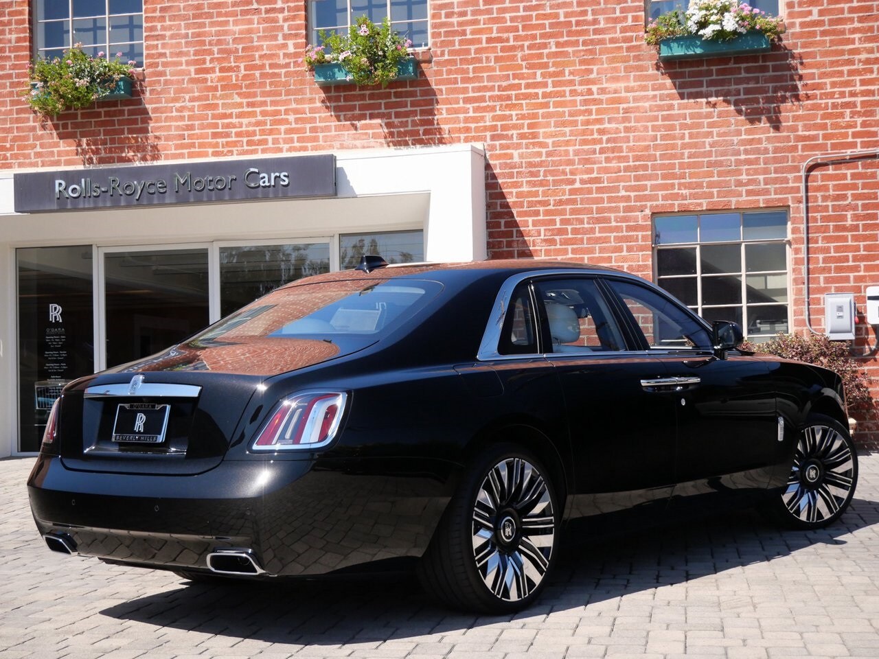 2026 Rolls Royce Ghost RR photo 2