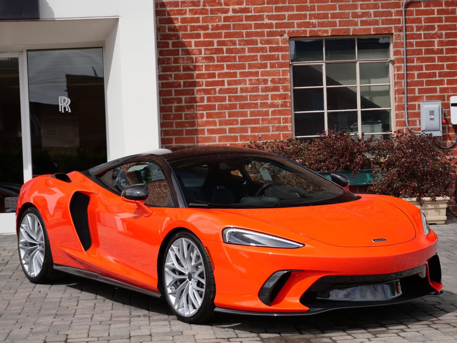 2025 McLaren GTS Base