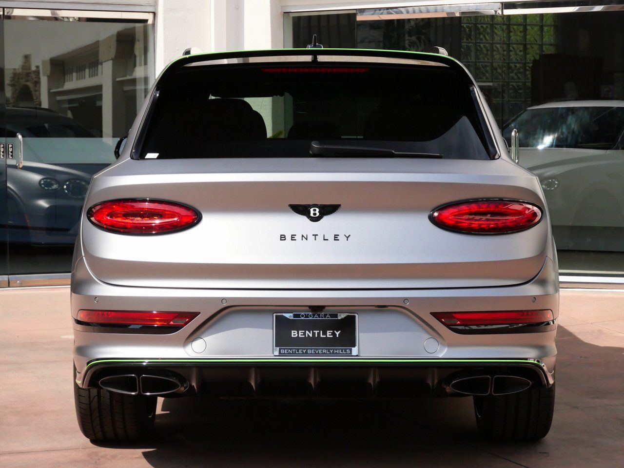 2025 Bentley Bentayga S Black Edition photo 3