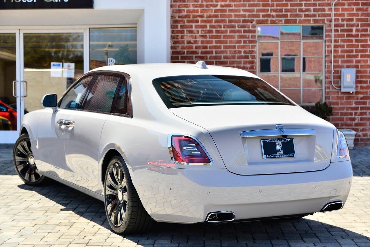 2021 Rolls Royce Ghost EWB photo 2