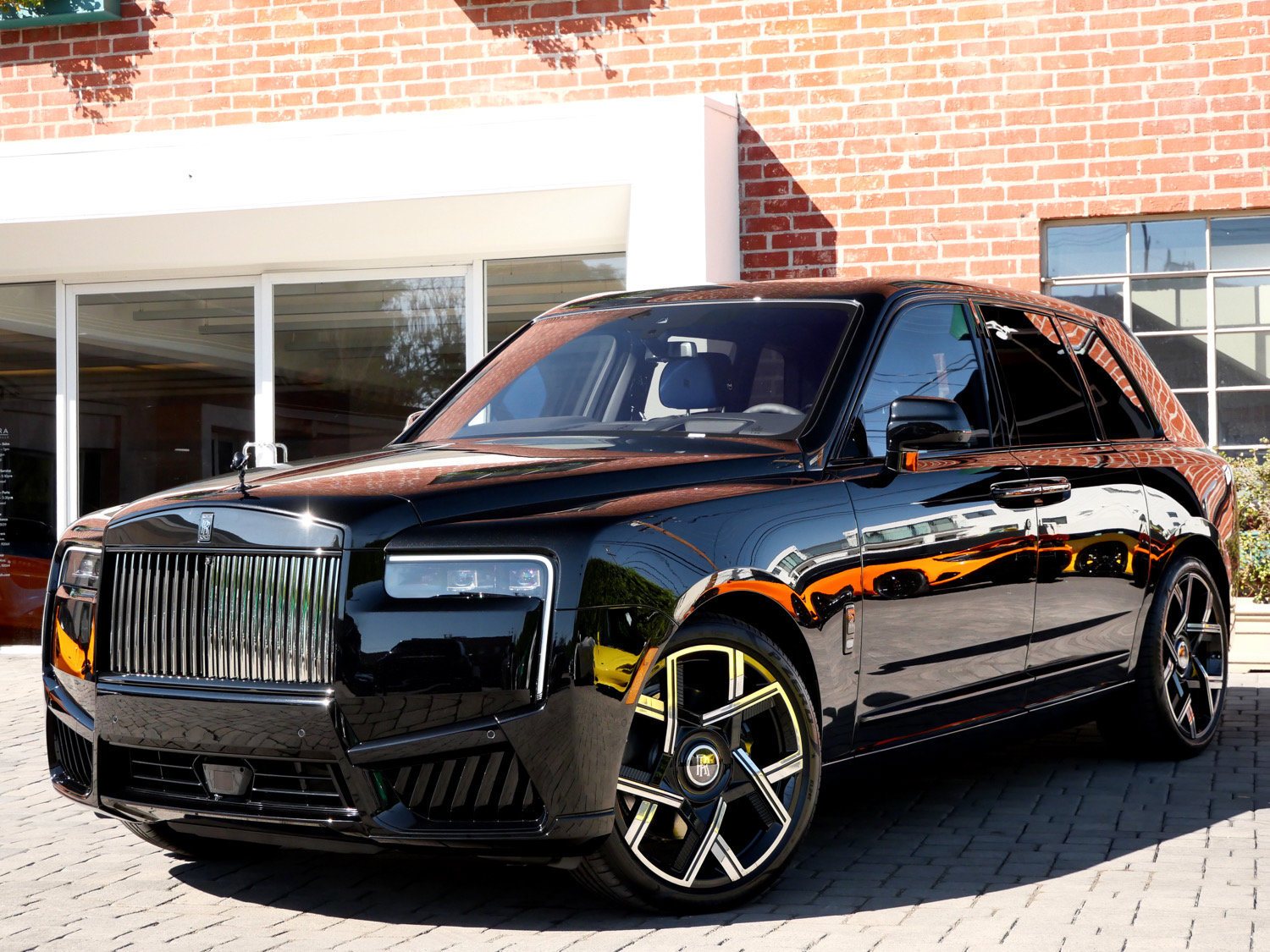 2027 Rolls-Royce Black Badge Cullinan SUV