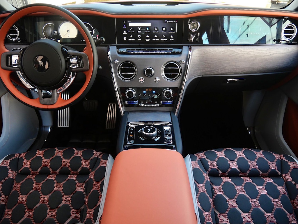 New 2025 Rolls-Royce Cullinan SUV