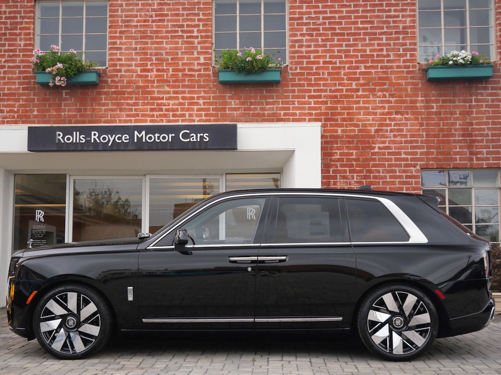 New 2027 Rolls-Royce Cullinan SUV