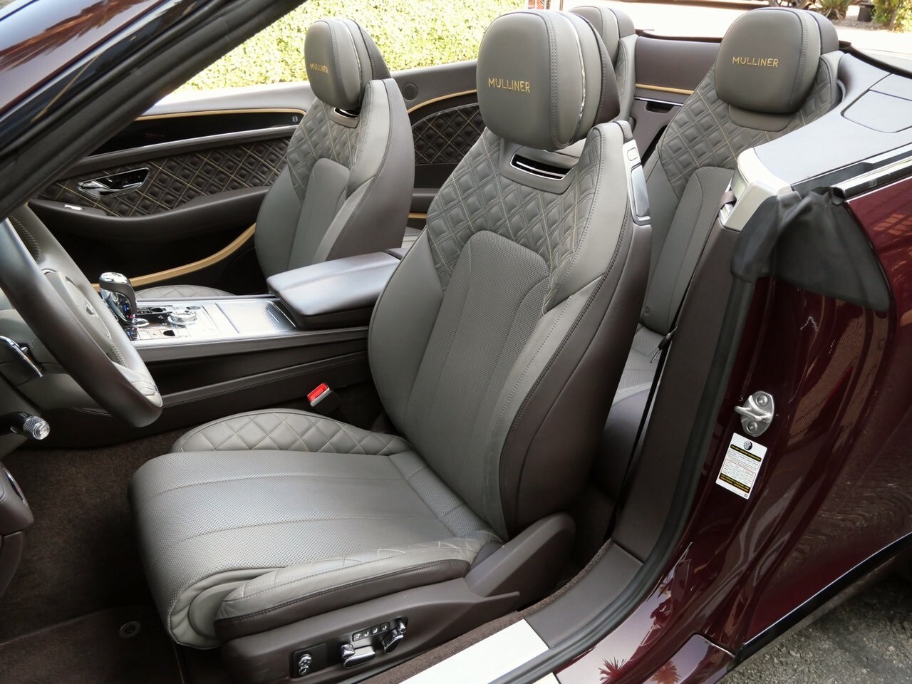 2023 Bentley Continental GTC Mulliner V8 photo 2