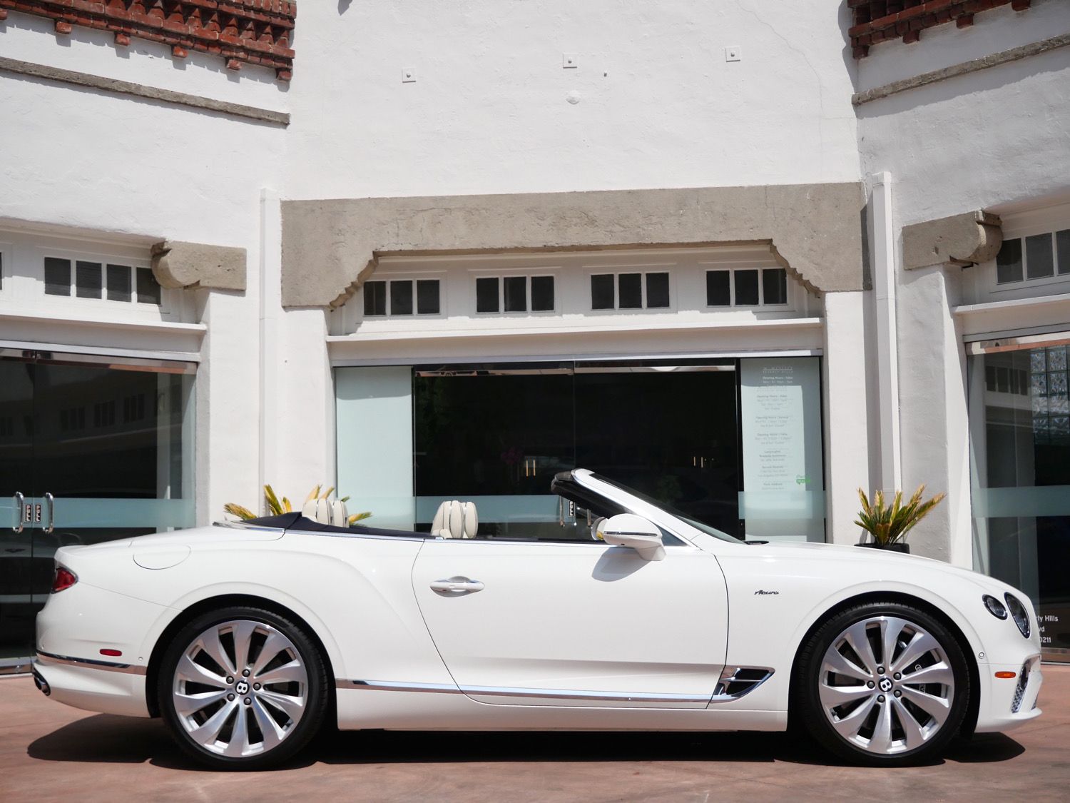 2024 Bentley Continental GTC Azure photo 5