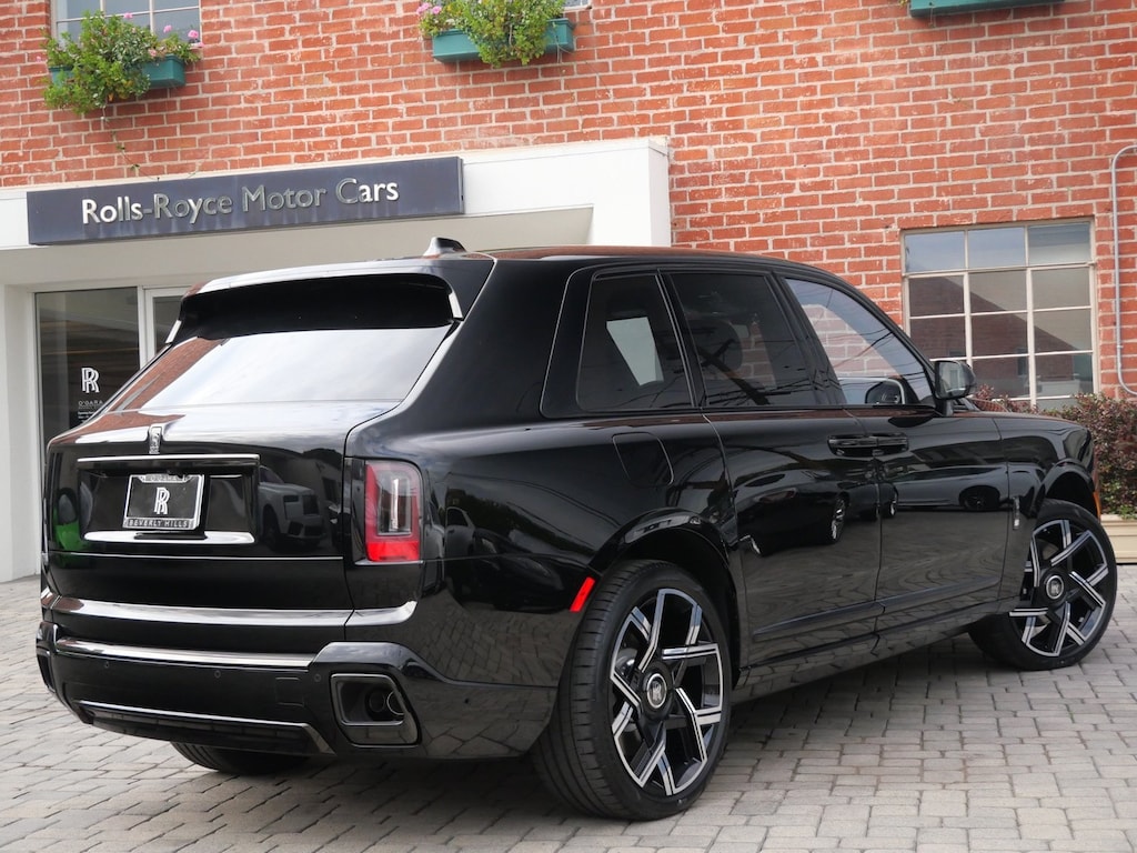 New 2026 Rolls-Royce Black Badge Cullinan