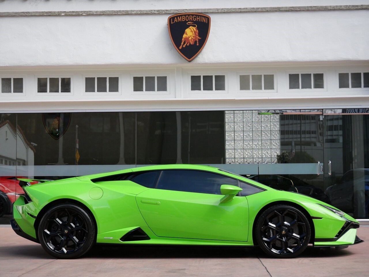 2024 Lamborghini Huracan Tecnica photo 2