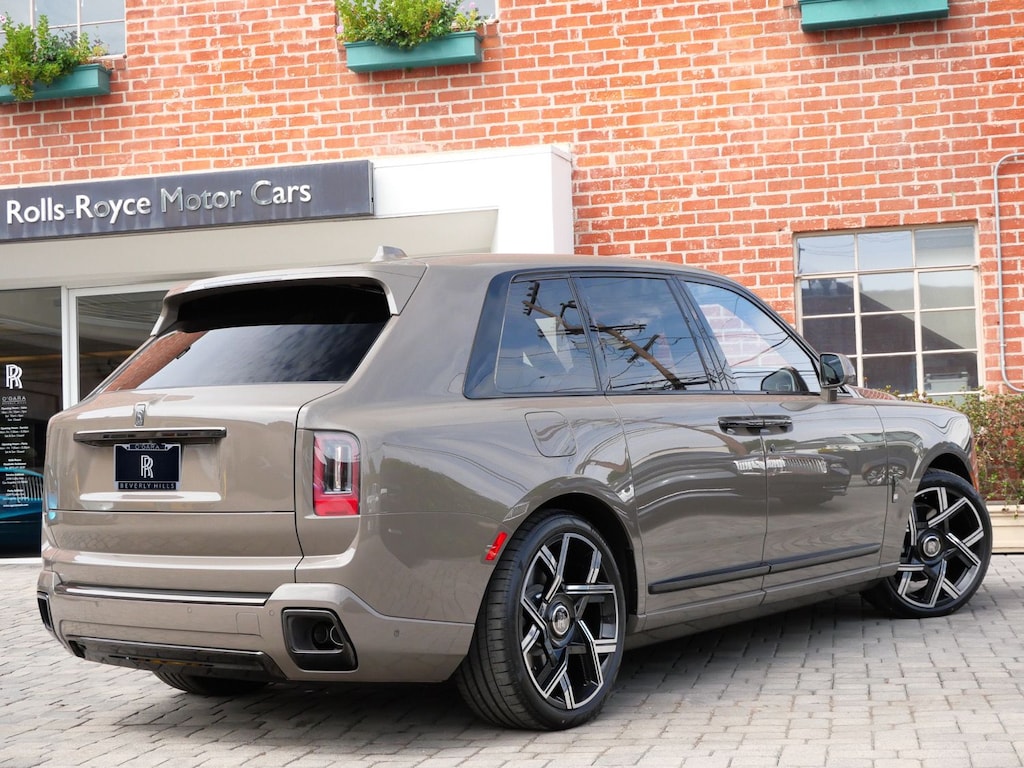 New 2027 Rolls-Royce Black Badge Cullinan SUV