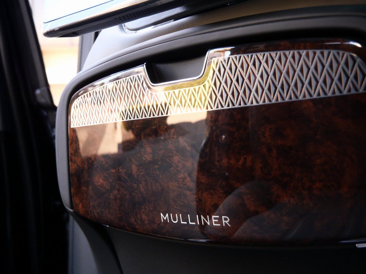 2025 Bentley Bentayga Mulliner - Photo 28