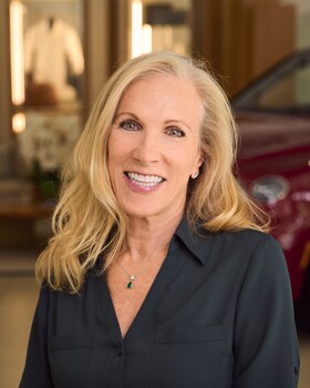 Staff member Heidi Keller from fa74455f1387