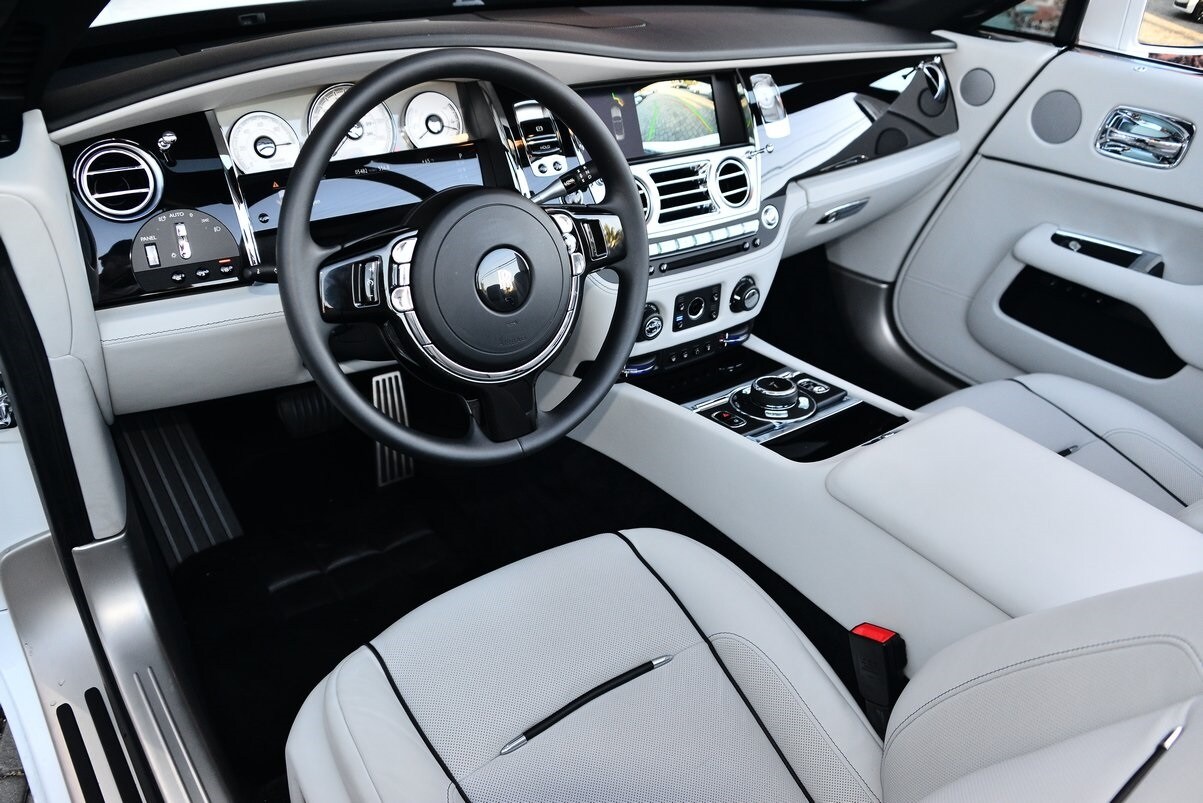2019 Rolls Royce Dawn RR6 photo 4