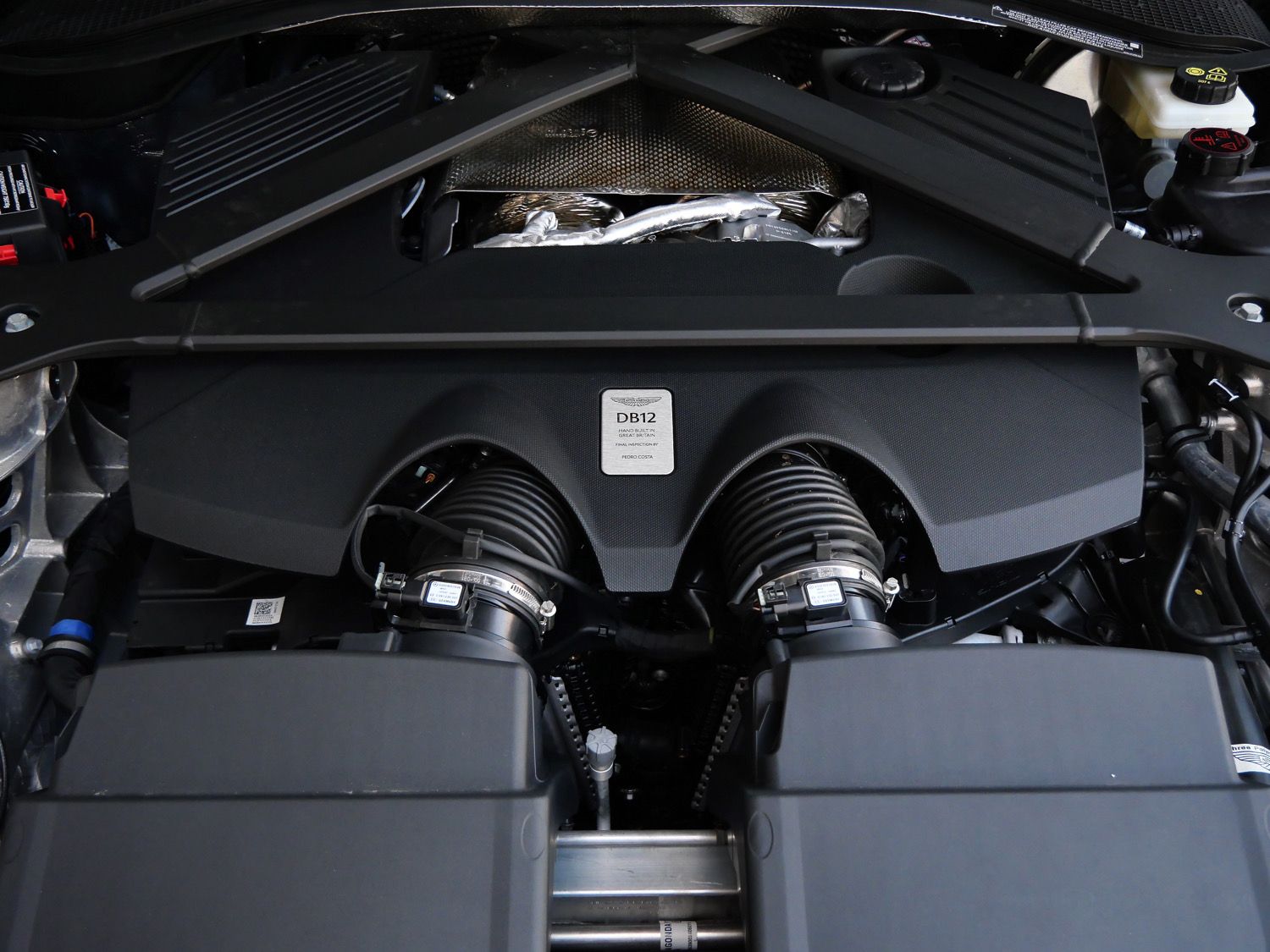 2025 Aston Martin DB12 Base - Photo 26