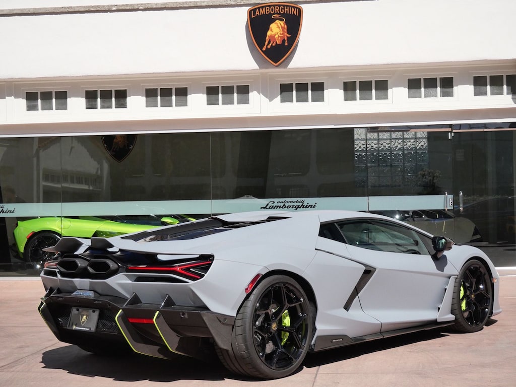Used 2025 Lamborghini Revuelto Coupe