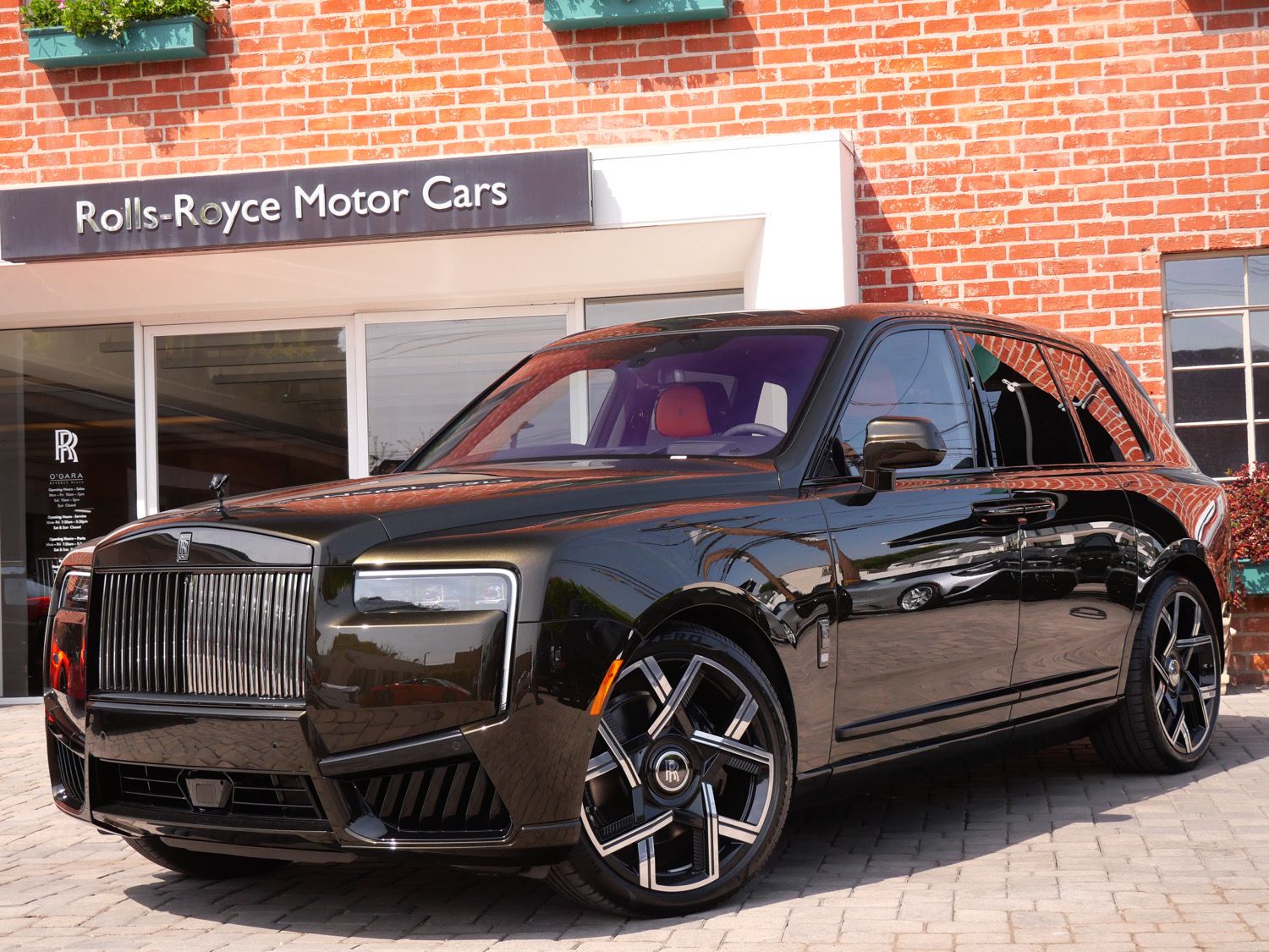 2026 Rolls-Royce Cullinan Black Badge's photo