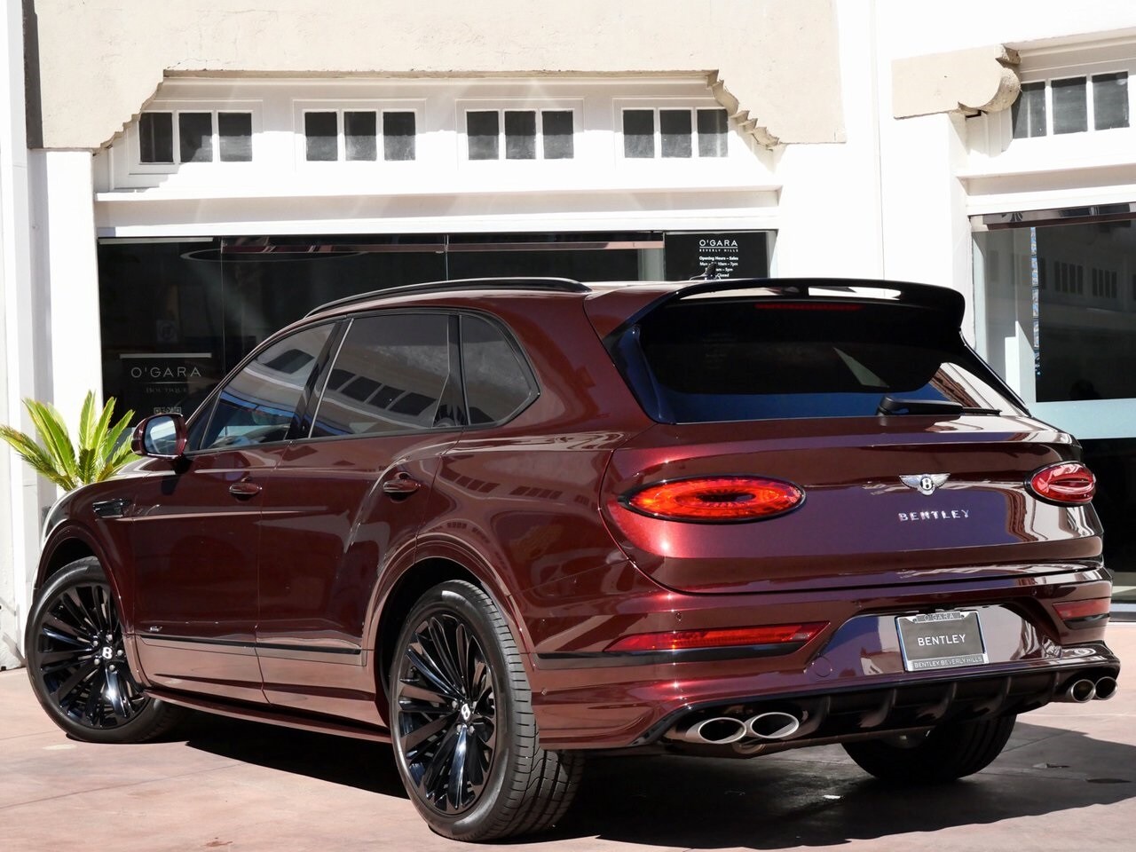 2022 Bentley Bentayga Speed photo 2