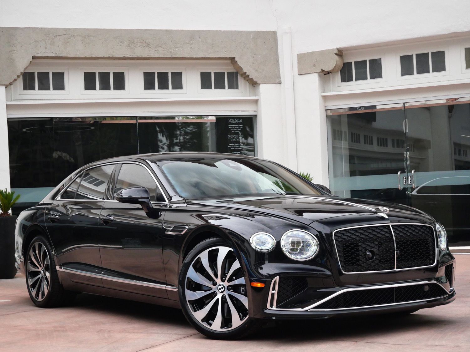 2026 Bentley Flying Spur's photo