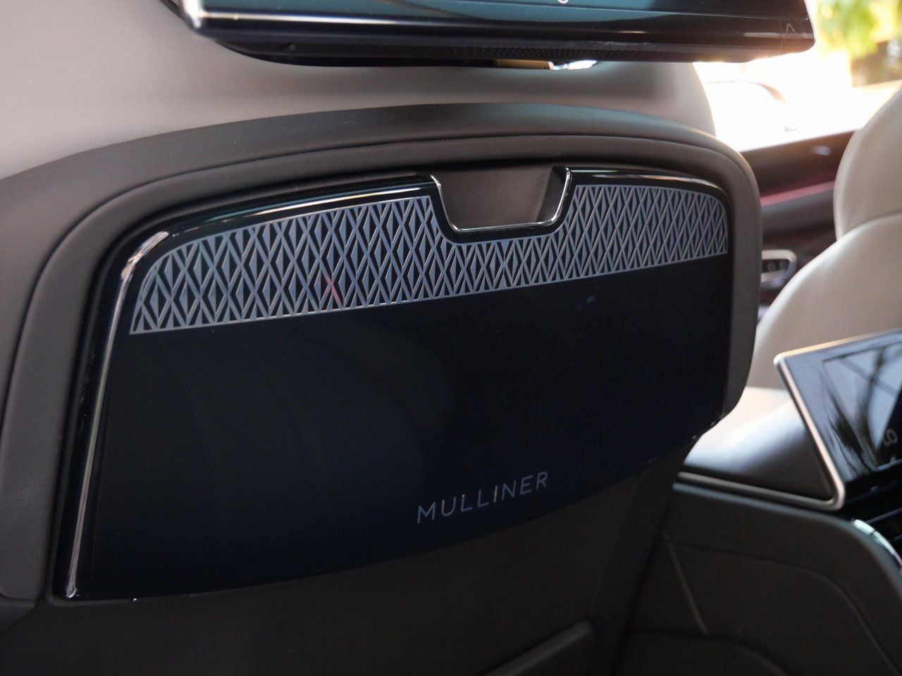 2025 Bentley Bentayga Mulliner - Photo 22
