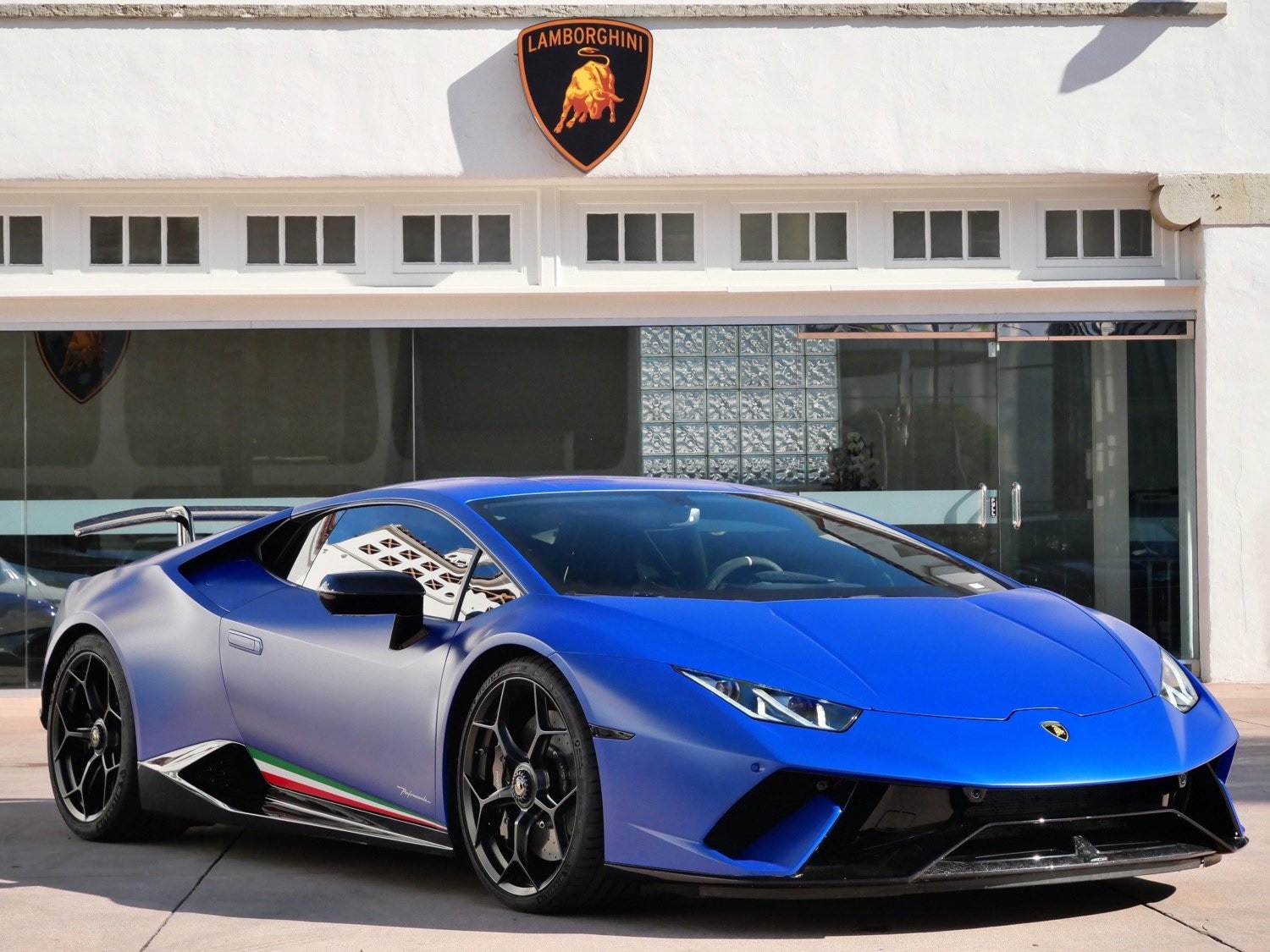 2018 Lamborghini Huracan Performante's photo