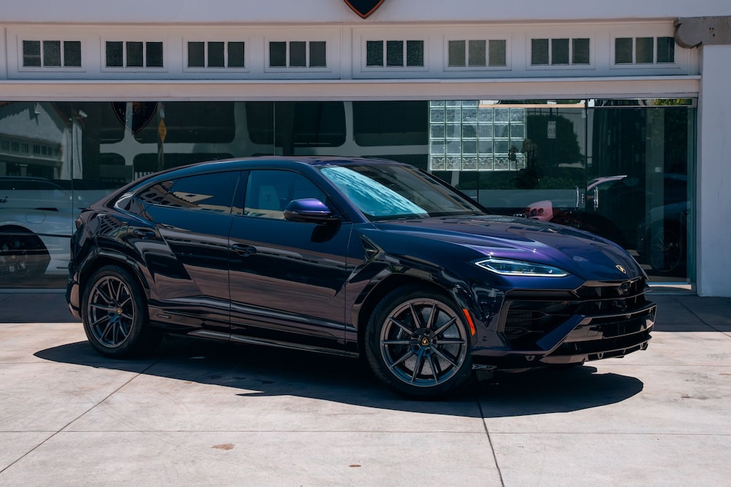 Used 2025 Lamborghini Urus SE SUV