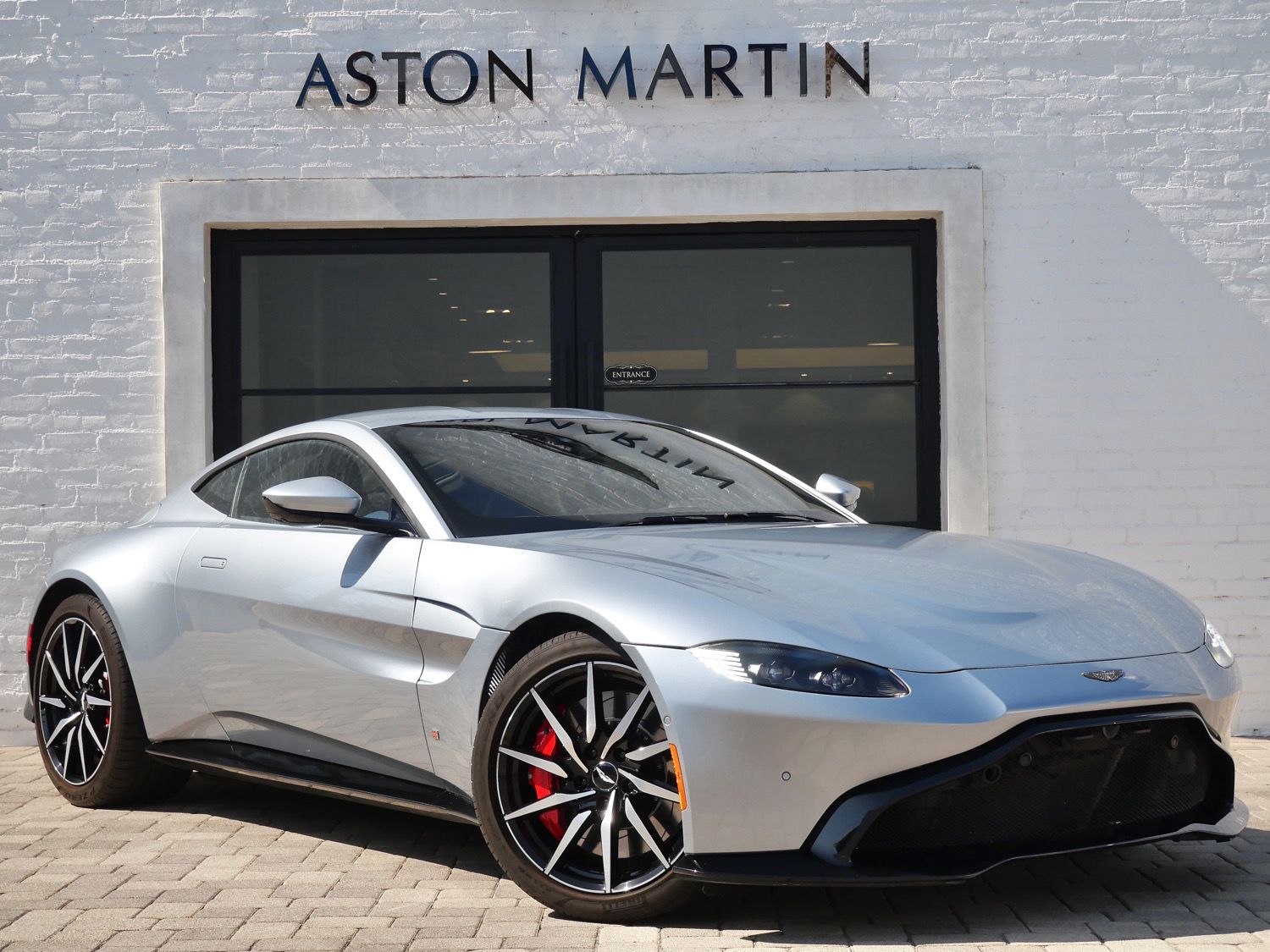 2020 Aston Martin Vantage 4.0 V8's photo
