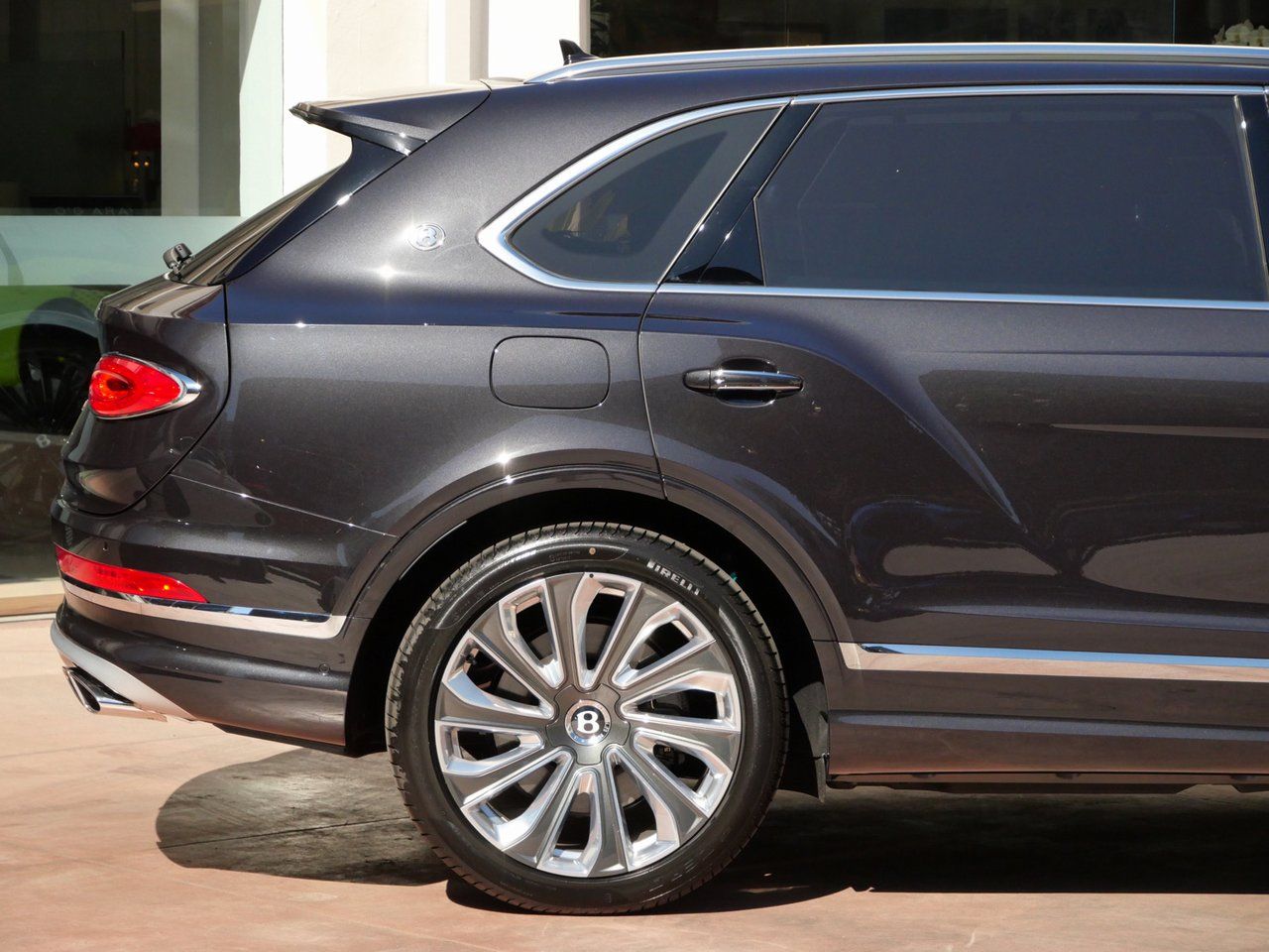 2025 Bentley Bentayga Mulliner - Photo 11