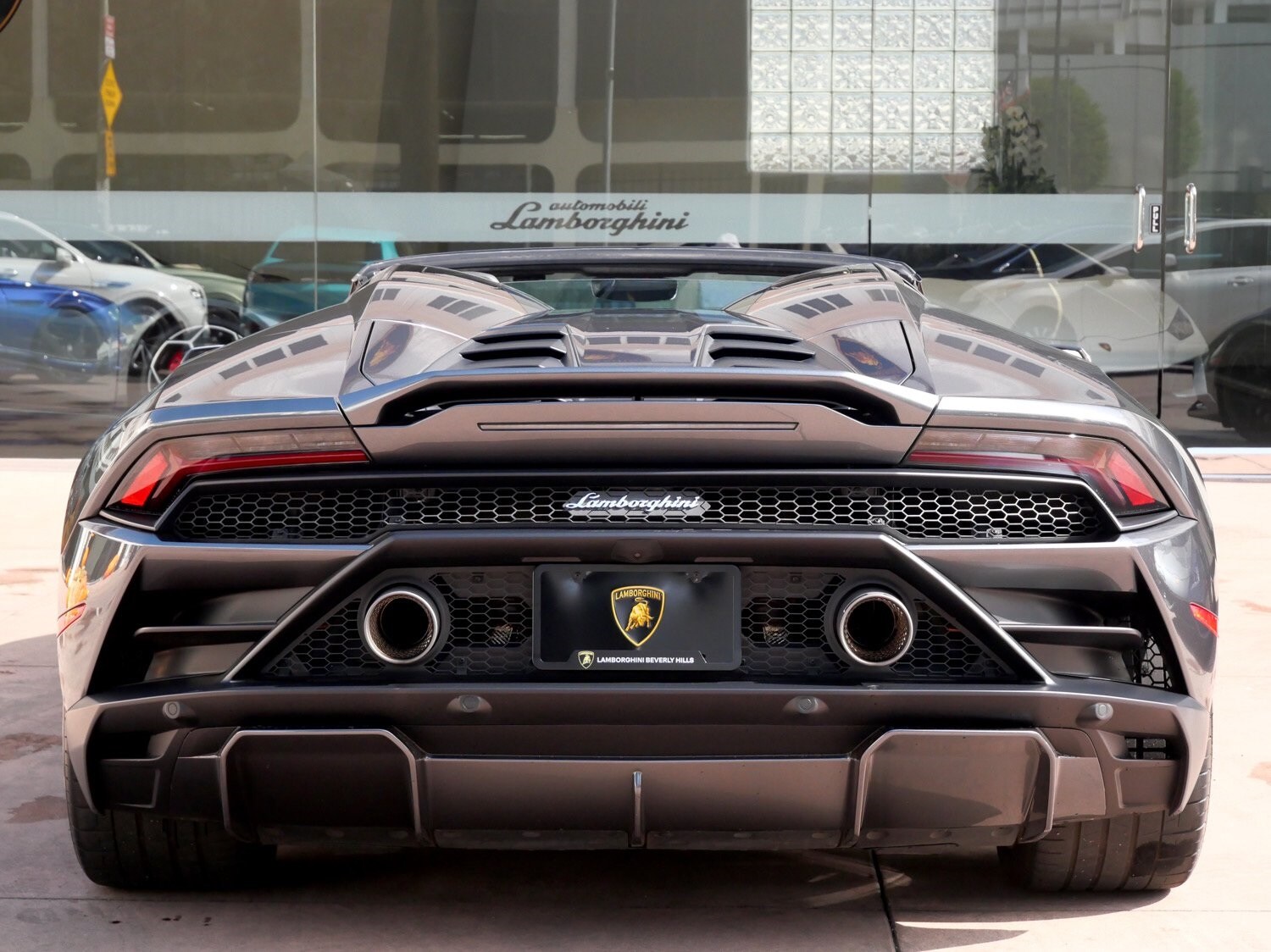 2021 Lamborghini Huracan Evo Spyder photo 4