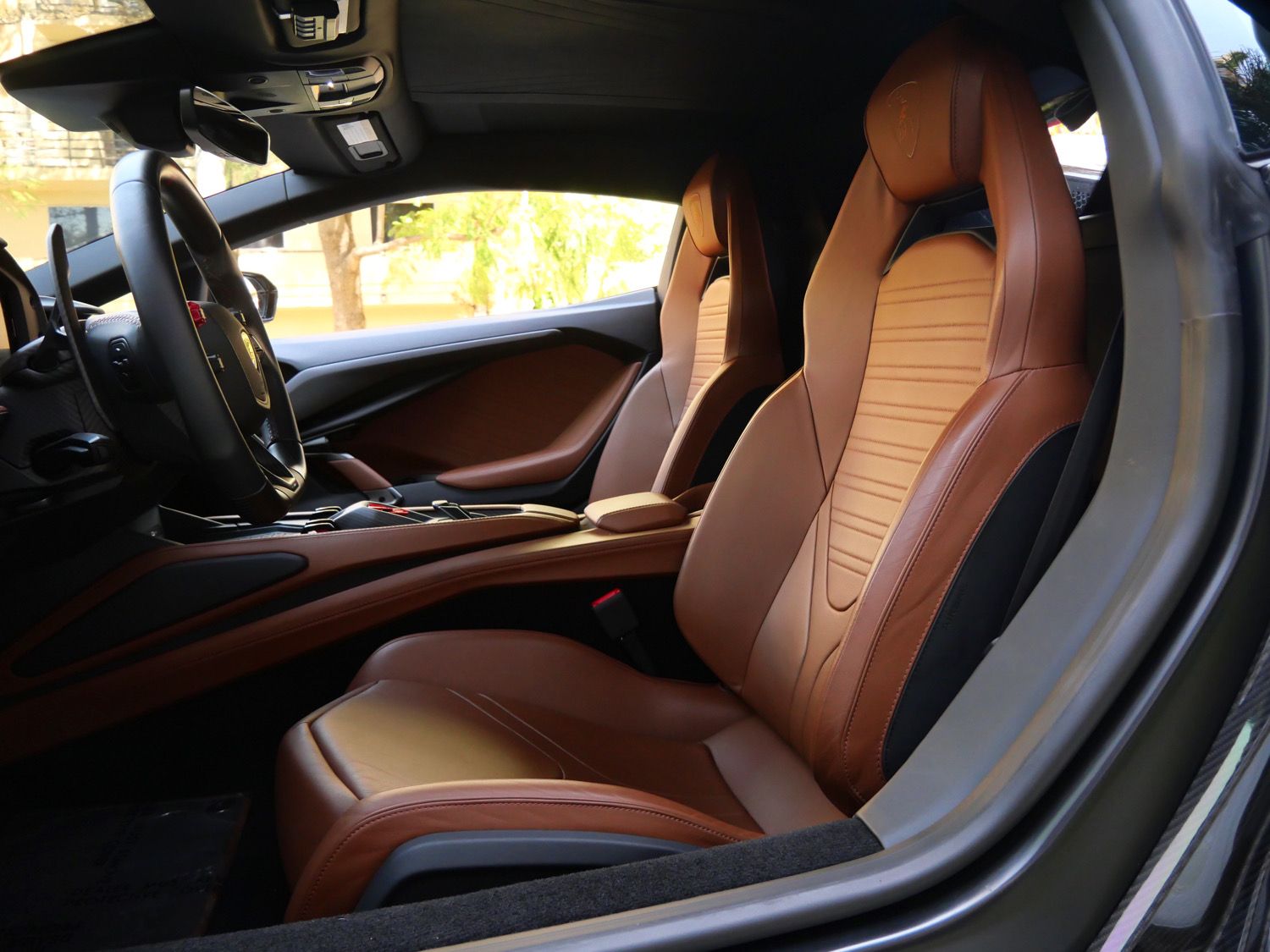 2024 Lamborghini Revuelto photo 5